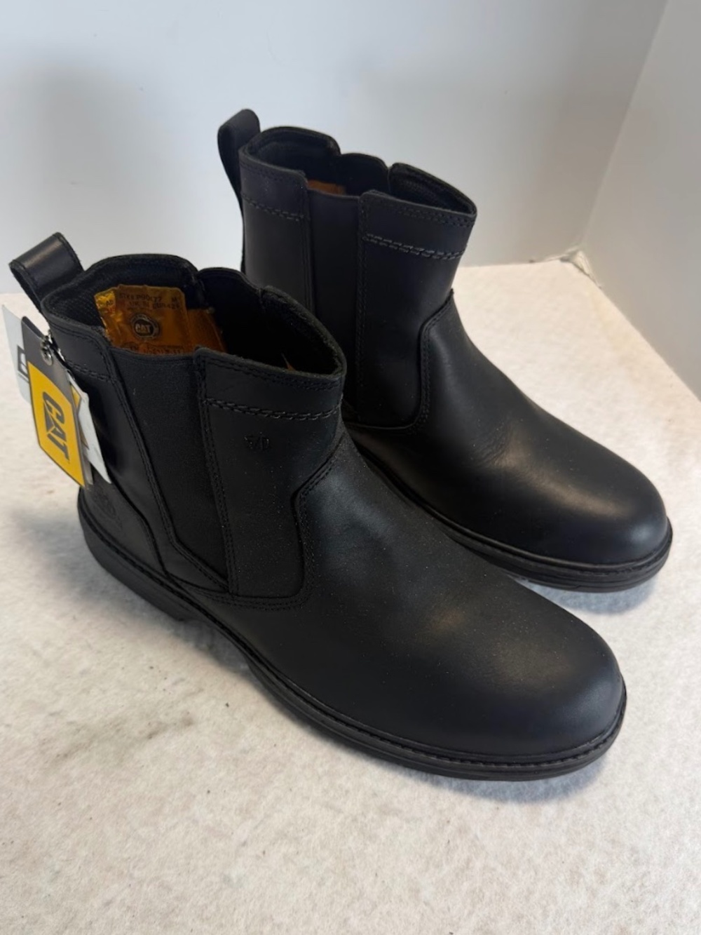 CAT Inherit Pull On ST Steel Toe Chelsea Boots Men's 9.5 Wide NIB